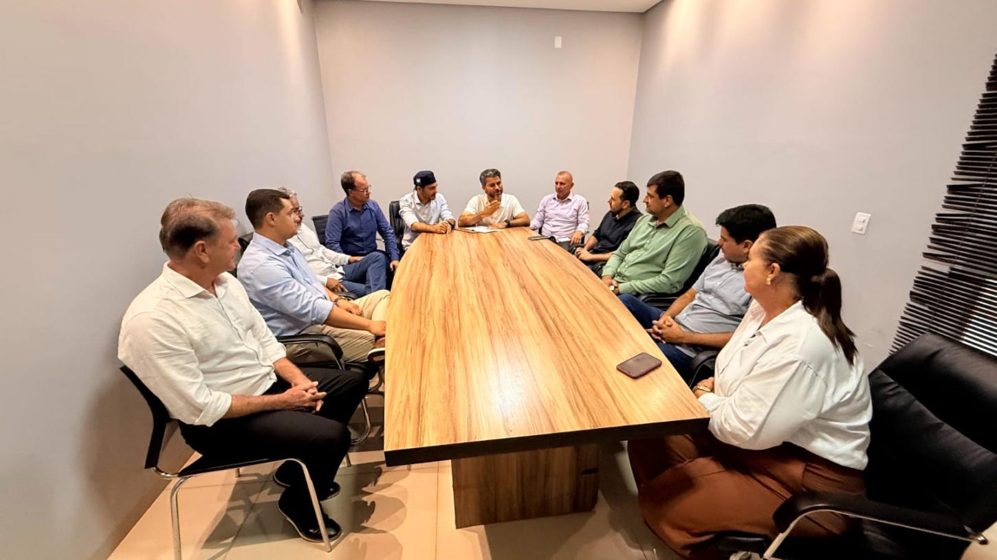 Líderados por Flori, prefeitos do cone-sul anunciam apoio a Marcos Rogério