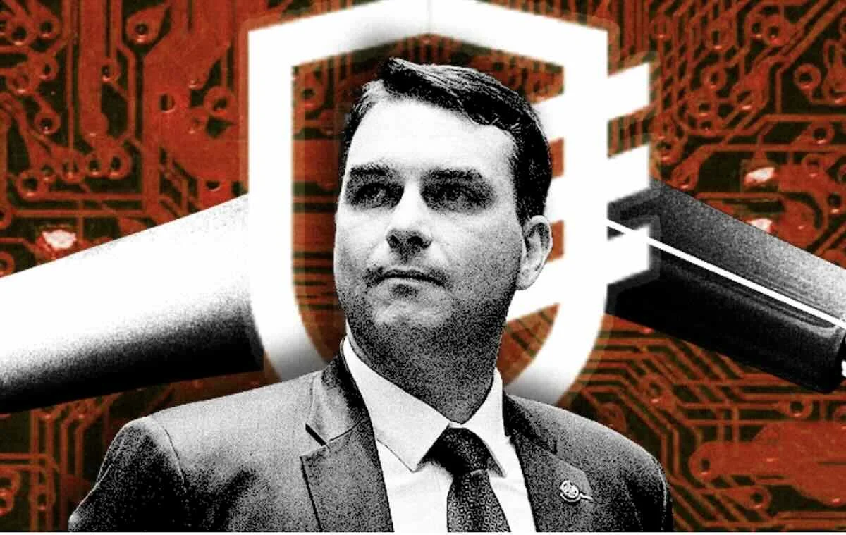 Intercept: Flávio pagou R$ 600 mil a empresa que oferece IA para manipular eleições nos EUA