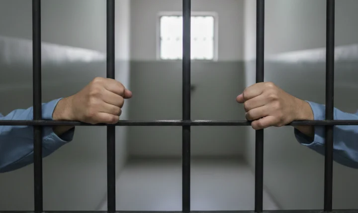 ARIQUEMES – FORÇA TÁTICA CAPTURA FORAGIDO DA JUSTIÇA E CUMPRE MANDADOS DE PRISÃO EM AÇÕES DISTINTAS